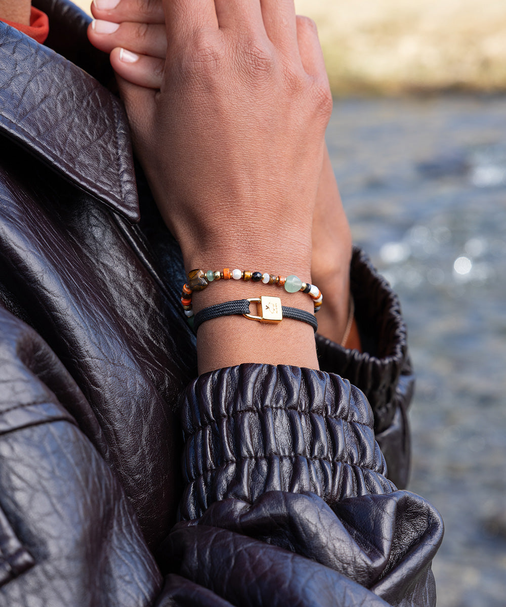 Billy | Black | Goudkleurig