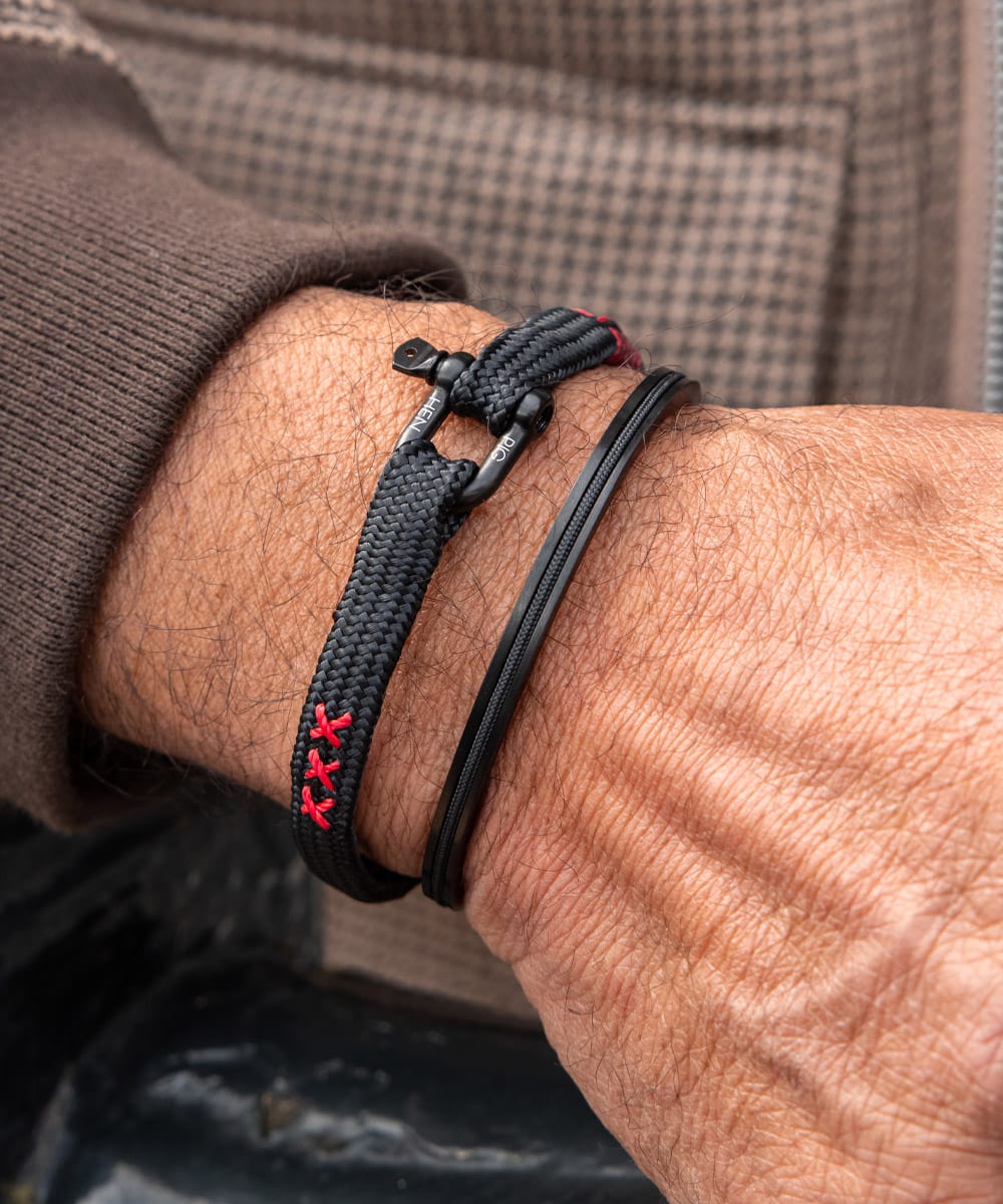 COA Vicious Vik Black | Black